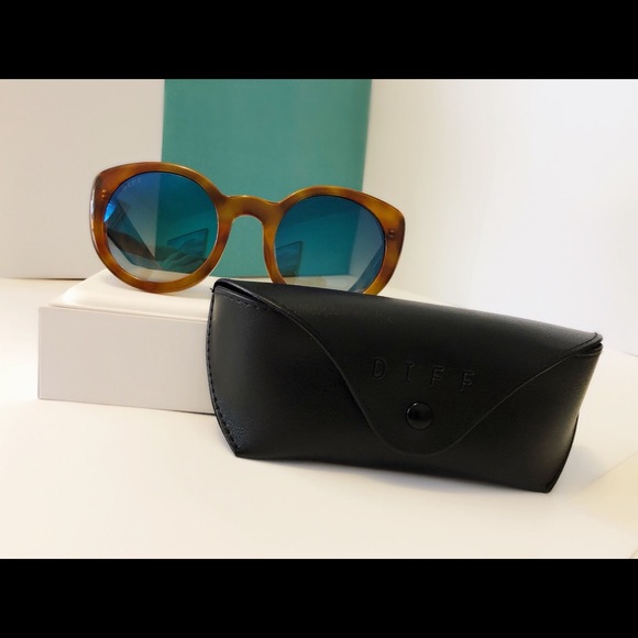 DIFF Honey Turquoise Luna Sunglasses - Picture 4 of 4